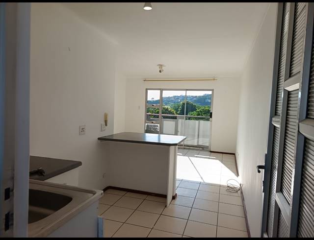 0.5 BEDROOM FLAT RENTED IN WATERVAL PARK